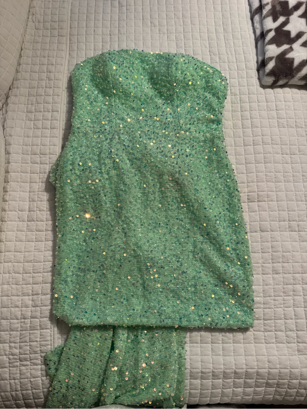 Mint green sequin cocktail dress!